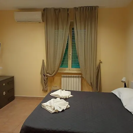 Gemelli House روما