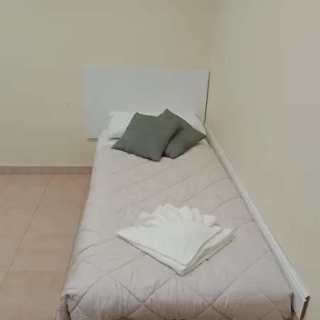 Gemelli House روما